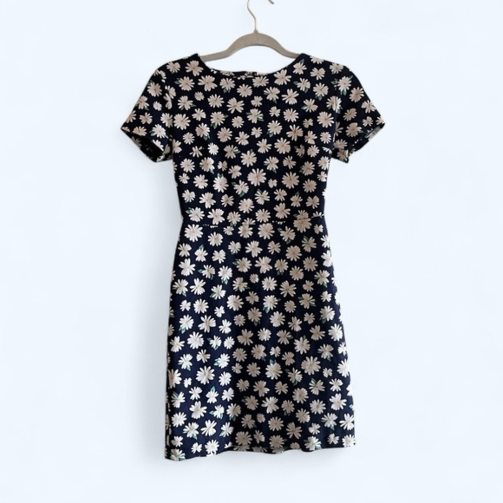✨3/$20 SALE Old Navy Navy Daisy Print Dress – XS